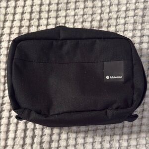 lululemon athletica dopp kit bag